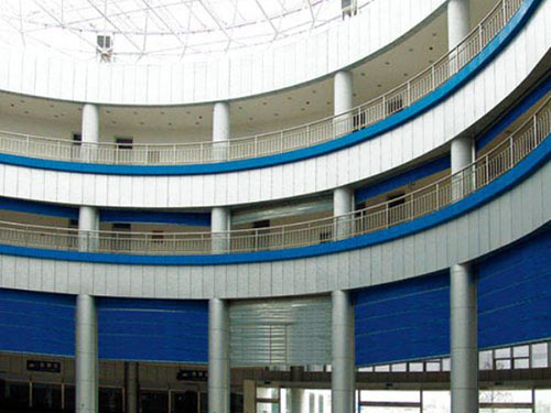 �۵��������������