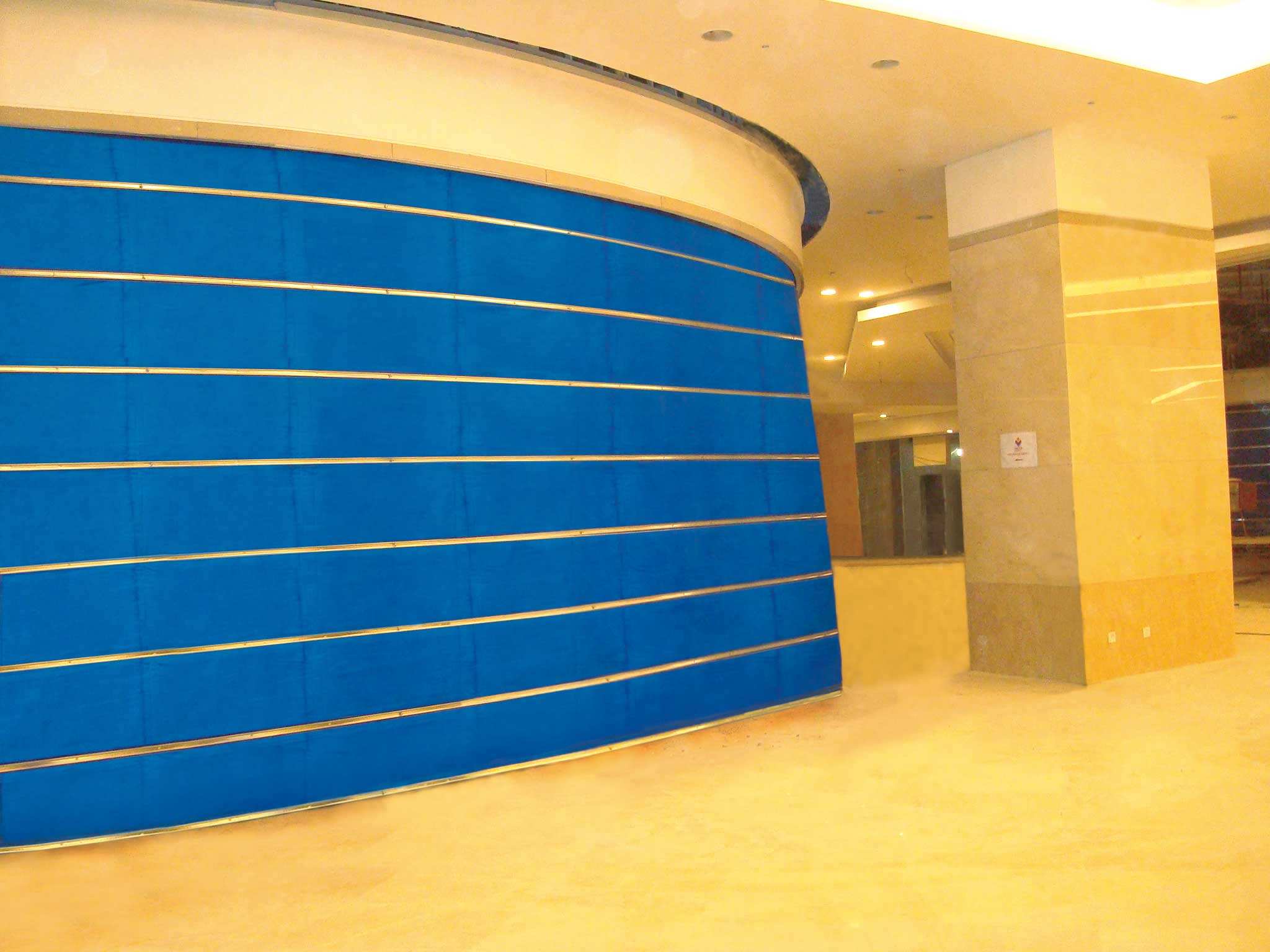 �۵��������������