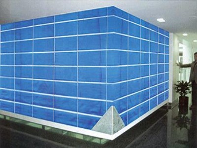 �۵��������������