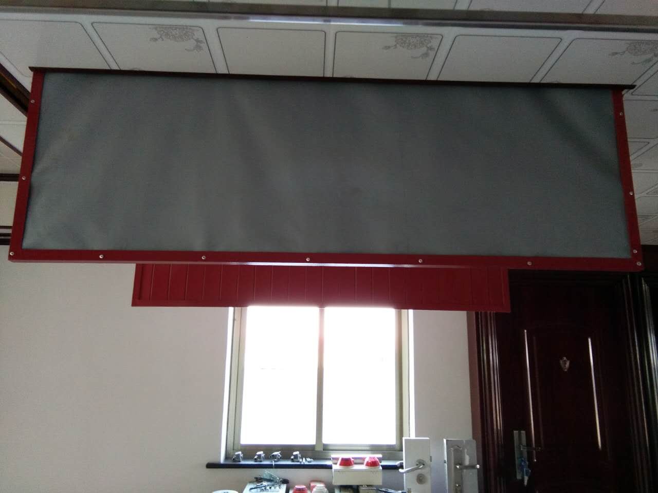 �綯���̴���